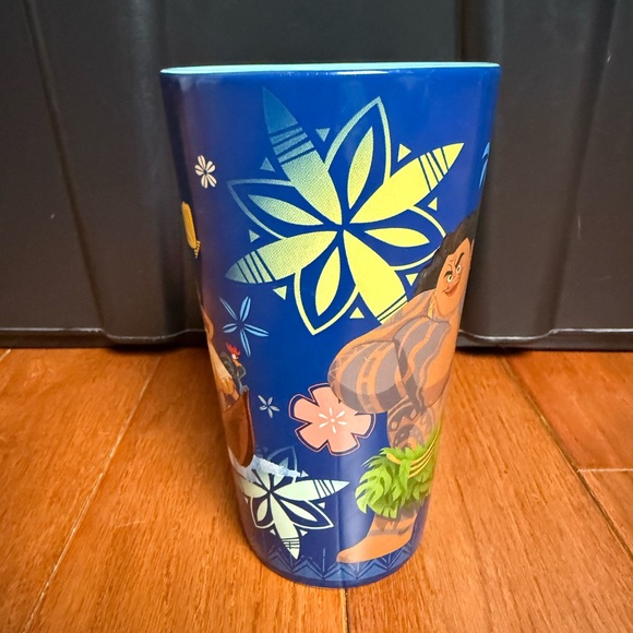 Disney Moana Maui Fish Hook 14 oz Mug - Picture 2 of 8